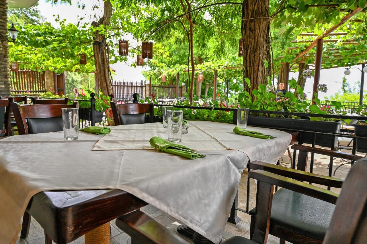 Complex Chayka Guest House بايالا المظهر الخارجي الصورة